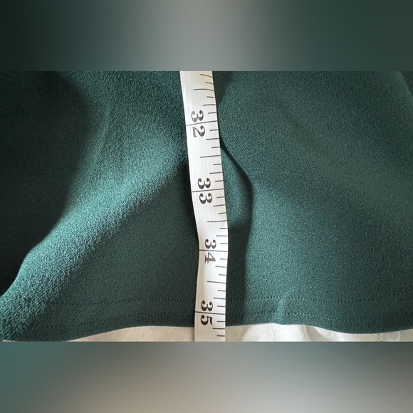 Emerald Green Ruffle Semi Formal Midi Dress (Size M) - Picture 11 of 11